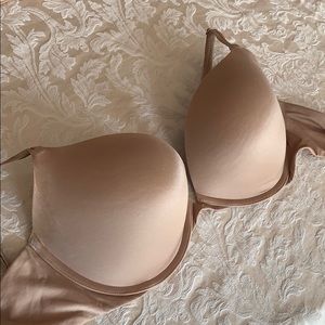 Nude VS bra 32ddd